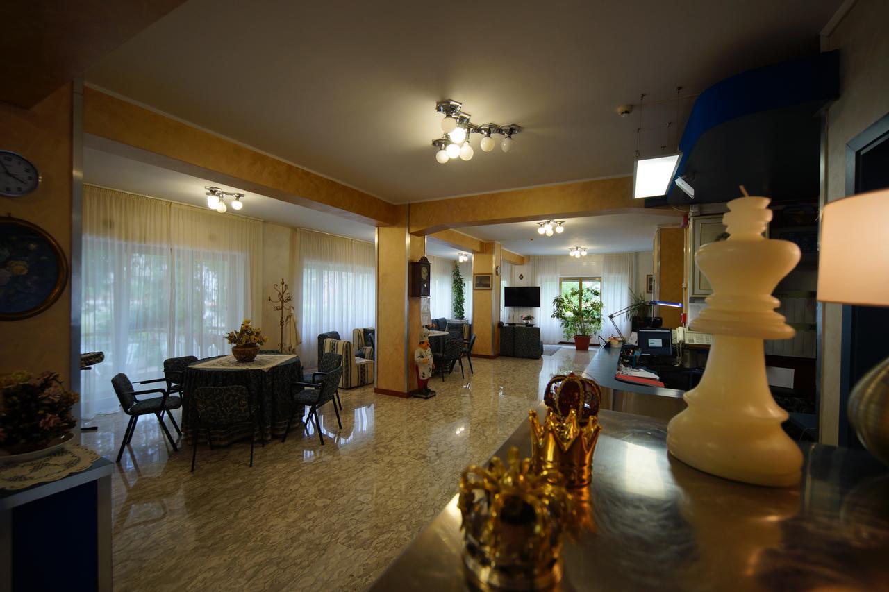 King Hotel فيوجّي المظهر الخارجي الصورة